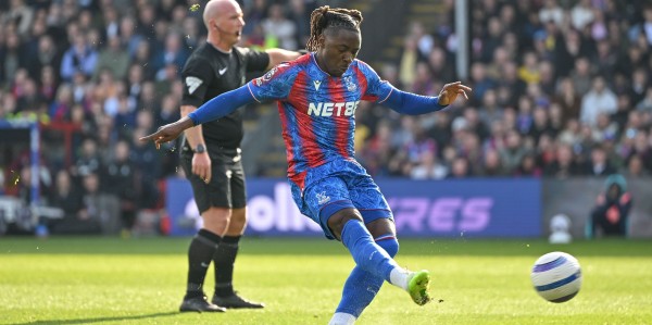 开云-爱游戏-ESPN：热火接近以6000万英镑敲定埃泽，球员已向水晶宫表态愿转投